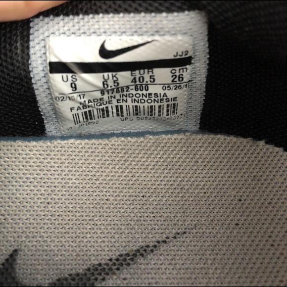 🔥🔥Women’s Nike athletic shoe🔥🔥 - Picture 4 of 5